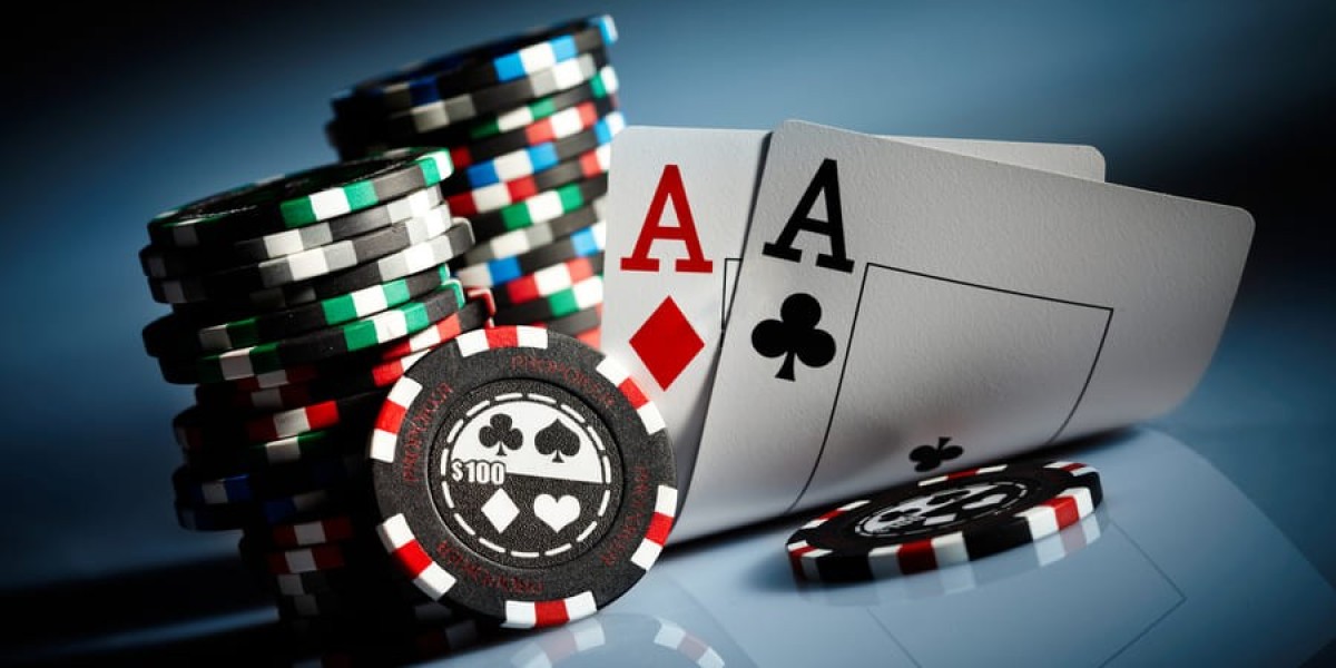 Rolling the Dice within the Digital Domain: A Guide to Playing Online Casino Games